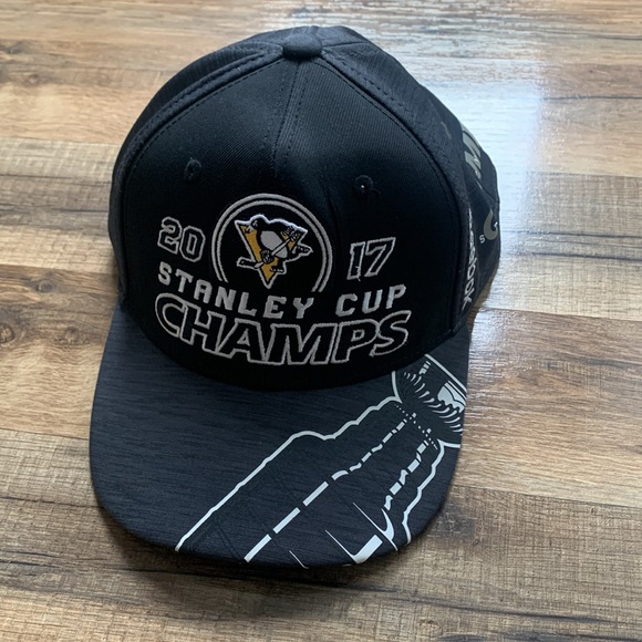 2017 Stanley Cup CHAMPS Pittsburgh Penguins Reebok Cap NWOT - Picture 1 of 13